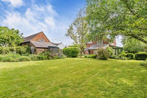 Photo 15- click for photo gallery